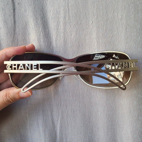 100% authentic CHANEL Sunglasses - Picture 6 of 17